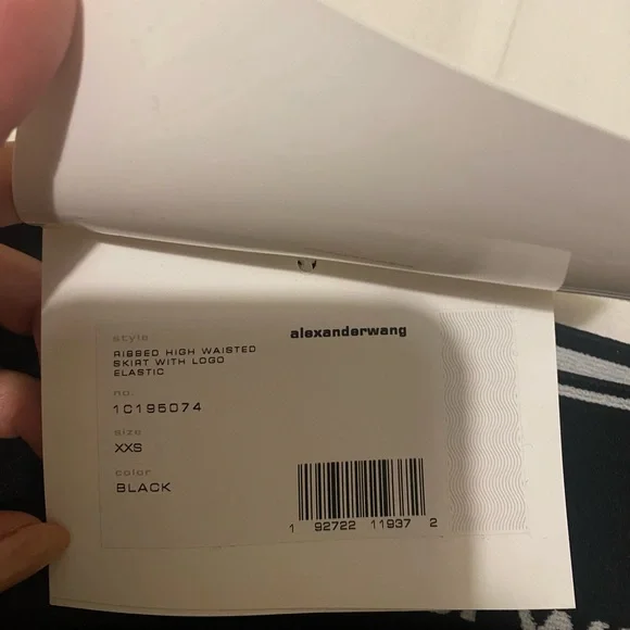 Alexander Wang Ribbed Jersey Mini Skirt
Brand new, tags still attached
Size xxs - Picture 4 of 5